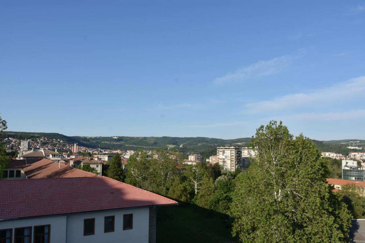 Tarnovo Studios City Center Veliko Tŭrnovo Exterior photo
